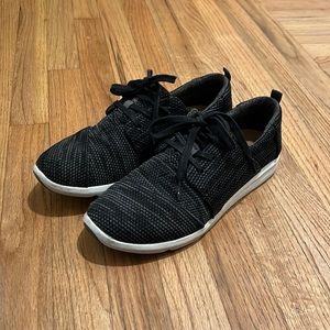 Tom’s Womens shoes/sneakers black